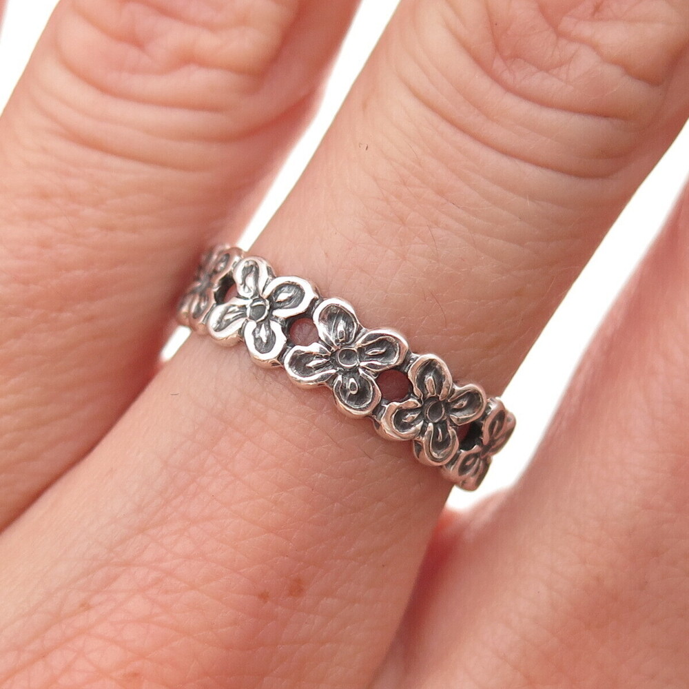 925 Sterling Silver Vintage Floral Oxidized Band Ring Size 7.25